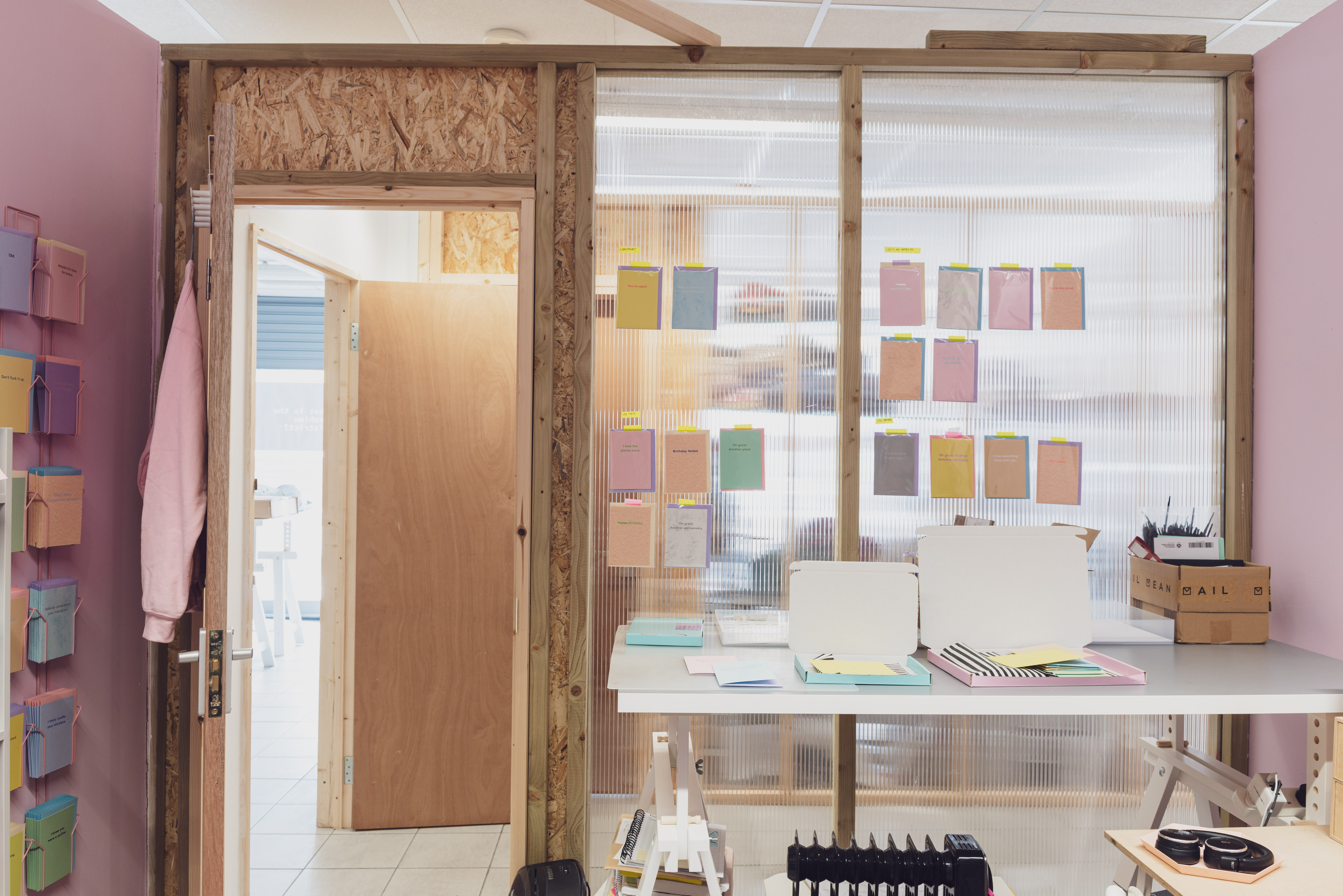 Image showing a partitioning wall and door in a workspace studio